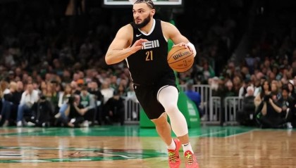 掘金用双向合同签下前灰熊首轮秀，本赛季他在发展联盟表现一般？