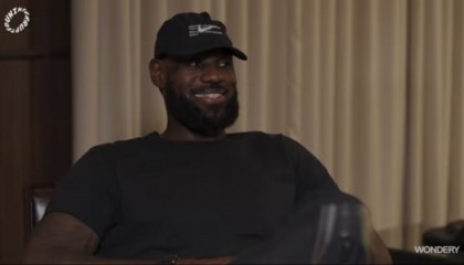 詹姆斯：许多人误判了我 我能适应任何角色或位置 我很擅长打球