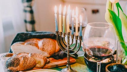 新赛季唯一主题：谁能阻止湖人完成卫冕大业？